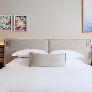 Essential Room